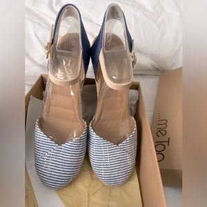 Casual platform wedges blue white and tan size 10